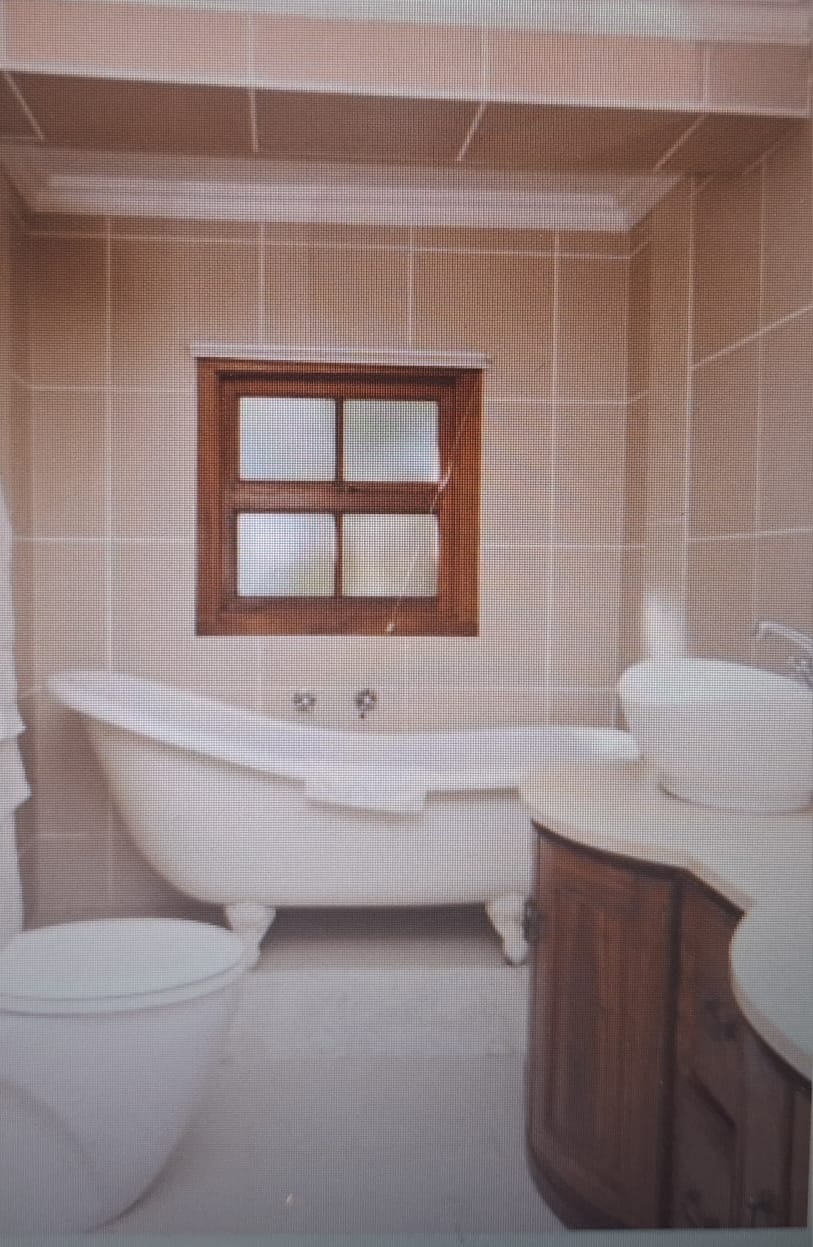 5 Bedroom Property for Sale in Senekal Free State